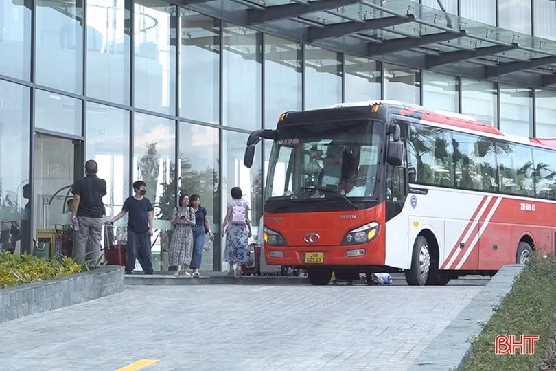 Du lịch Hà Tĩnh “níu chân” du khách