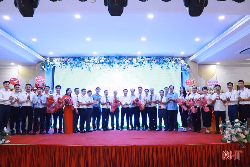 Ông Bùi Đắc Thế tái đắc cử Chủ tịch Hội Tin học Hà Tĩnh