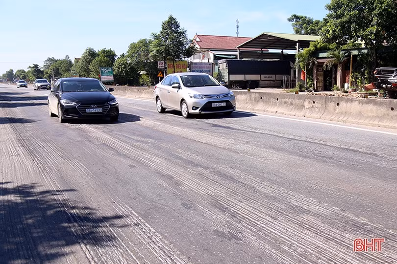 Tập đoàn Cienco4 phải hoàn thành xử lý hư hỏng tuyến quốc lộ 1 qua Hà Tĩnh trước 15/9
