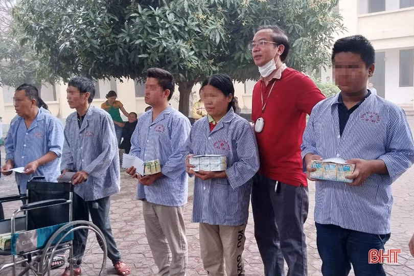 Ấm lòng những nghĩa cử dành cho bệnh nhân “đặc biệt” ở Hà Tĩnh