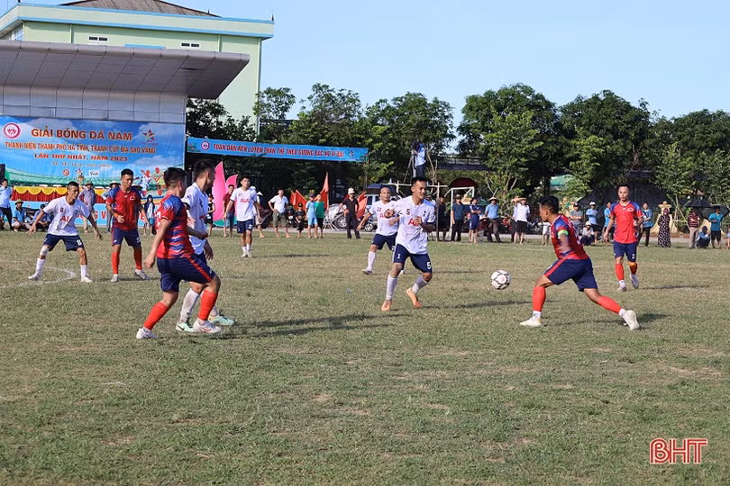 Phường Hà Huy Tập vô địch giải bóng đá tranh Cúp Bia Sao Vàng