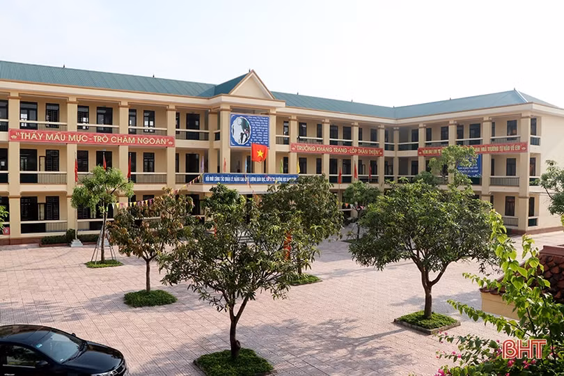 Tuyển sinh sớm, ghép lớp, TP Hà Tĩnh đón học sinh THCS lứa “rồng vàng” 