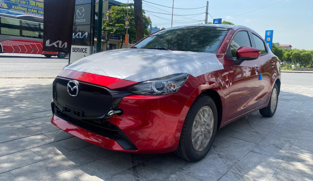 Mazda 2 bản nâng cấp cập bến thị trường Việt Nam