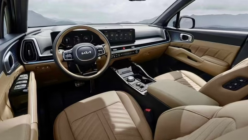 Kia Sorento 2024 lộ diện với diện mạo mới táo bạo hơn