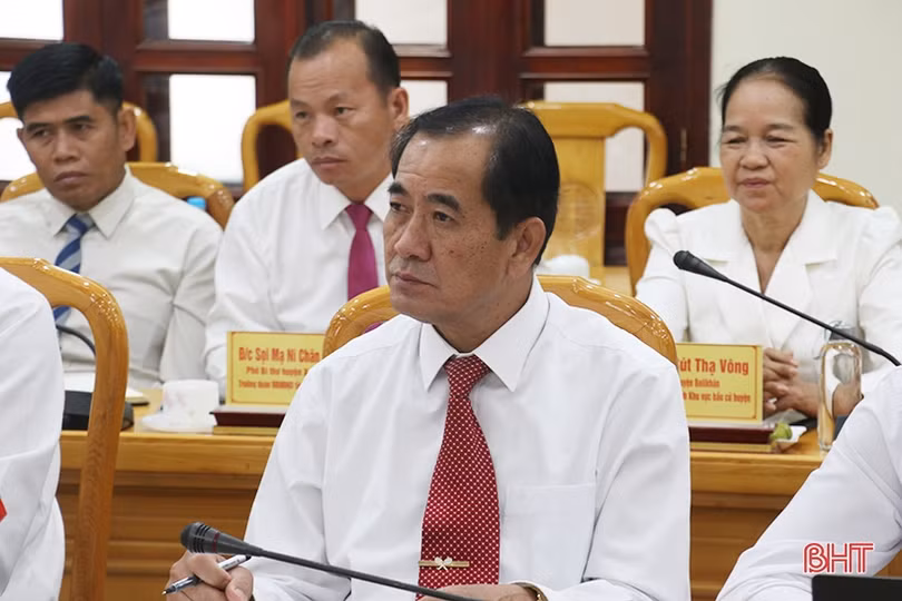 Hà Tĩnh và Bolikhămxay hội đàm, trao đổi kinh nghiệm về công tác hội đồng nhân dân 