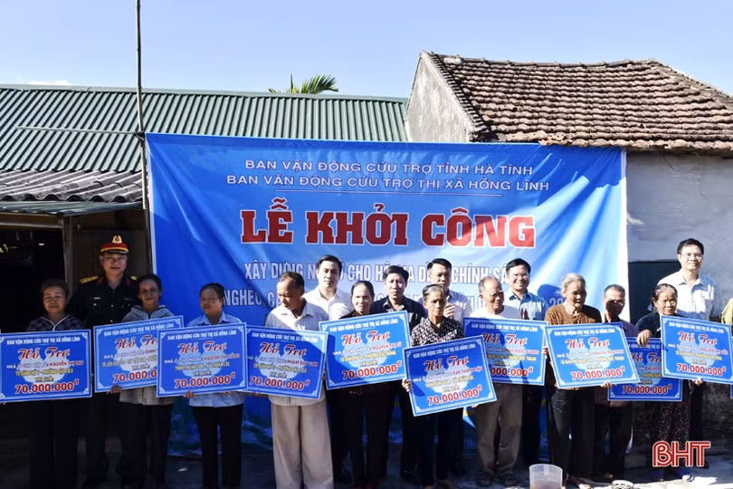Trao hỗ trợ xây nhà kiên cố cho người nghèo ở Nghi Xuân, Hồng Lĩnh
