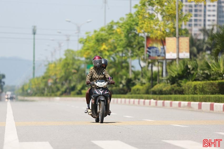 Đợt nắng nóng này khả năng kéo dài nhiều ngày tới. 67.jpg