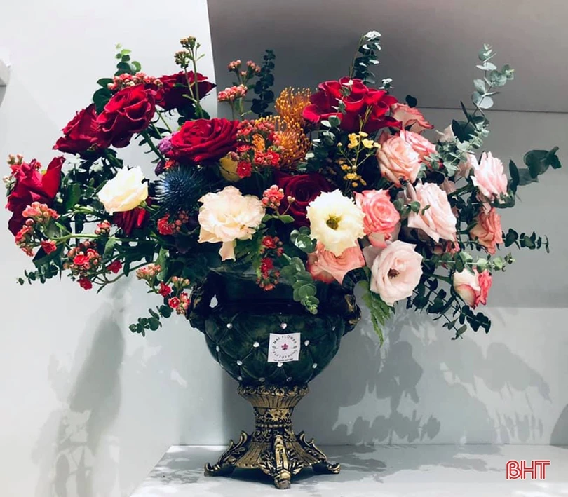 Những lẵng hoa đẹp “mê hồn” ở Hà Tĩnh trong ngày 20/10