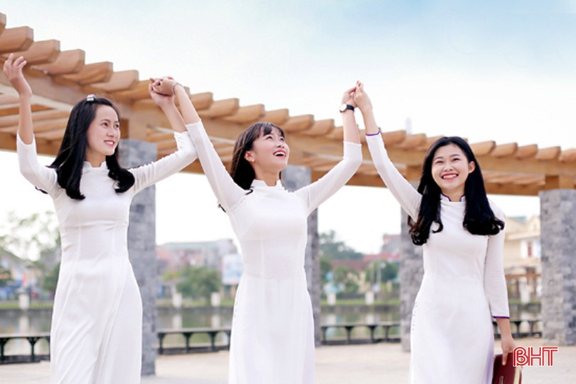 Hãy cùng sáng tạo video clip “Con gái thật tuyệt”