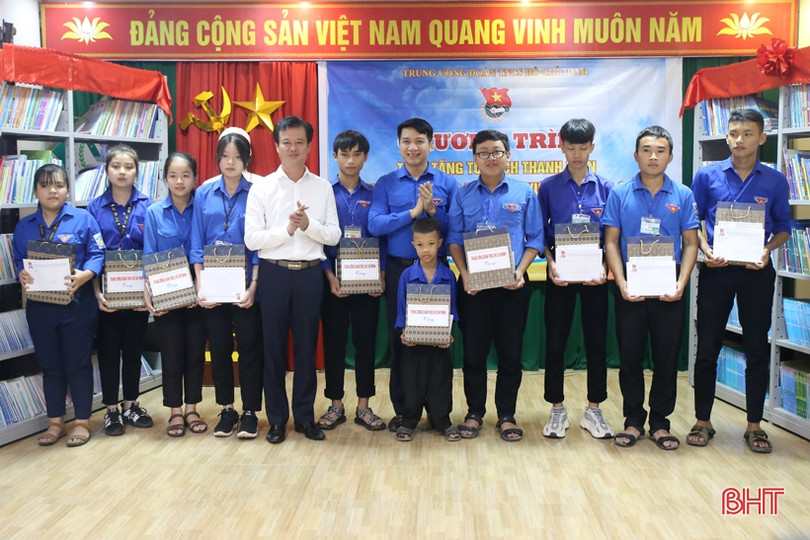 Nhiều hoạt động kỷ niệm ngày sinh anh Lý Tự Trọng