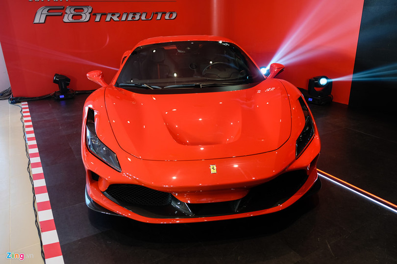 Siêu xe Ferrari F8 Tributo đầu tiên xuất hiện tại Việt Nam