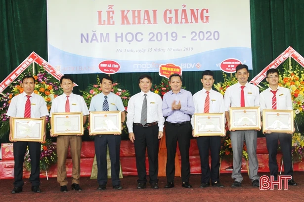 Cao đẳng Việt Đức đón 1.300 tân học sinh, sinh viên năm học 2019 - 2020