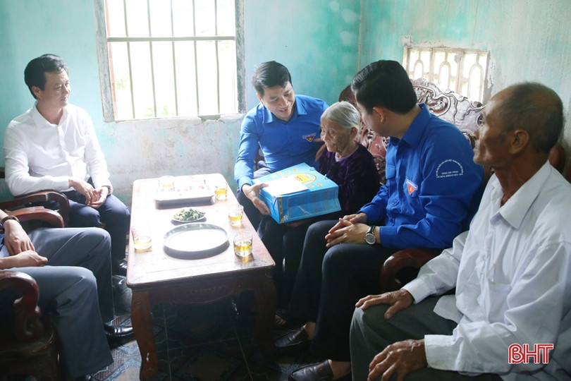 Nhiều hoạt động kỷ niệm ngày sinh anh Lý Tự Trọng