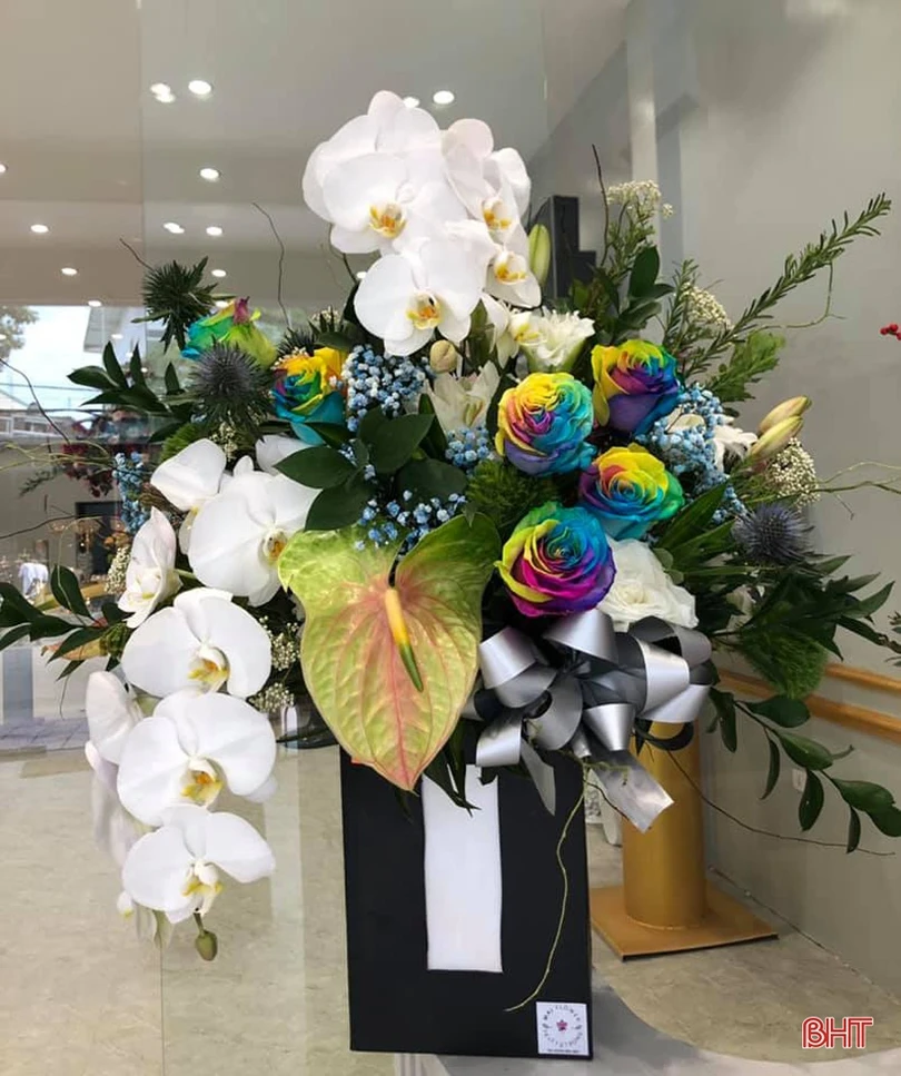 Những lẵng hoa đẹp “mê hồn” ở Hà Tĩnh trong ngày 20/10