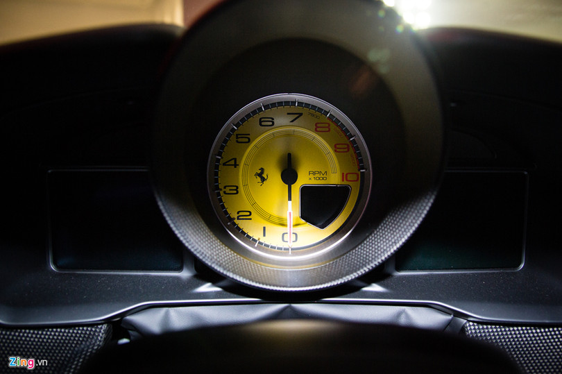 Siêu xe Ferrari F8 Tributo đầu tiên xuất hiện tại Việt Nam