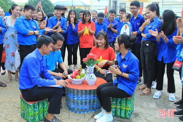 “Biến” những vật dụng bỏ đi thành sản phẩm hữu ích, thân thiện với môi trường