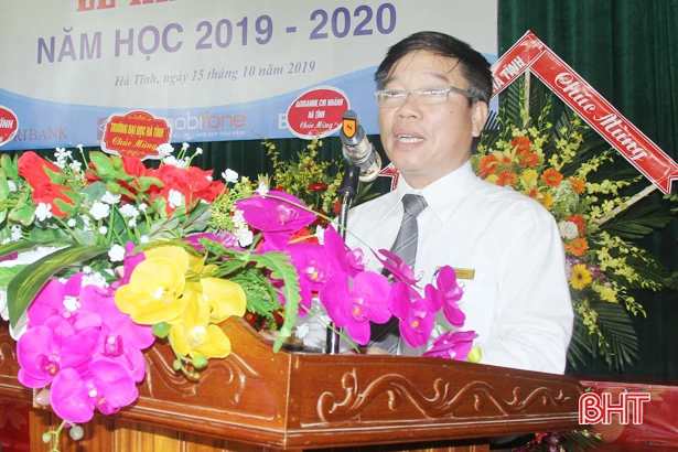 Cao đẳng Việt Đức đón 1.300 tân học sinh, sinh viên năm học 2019 - 2020