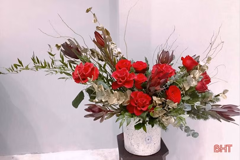 Những lẵng hoa đẹp “mê hồn” ở Hà Tĩnh trong ngày 20/10