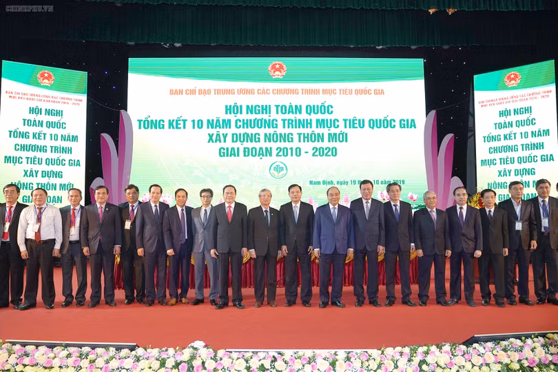 Thủ tướng Nguyễn Xuân Phúc: Cần tiếp tục coi nông nghiệp, nông dân, nông thôn là thế mạnh