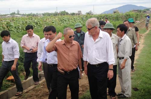 Giám đốc chương trình quốc gia IFAD tại Việt Nam về thăm mô hình xã Tượng Sơn