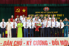 Phó Bí thư Thường trực Tỉnh ủy dự Đại hội Đảng bộ xã Thạch Khê