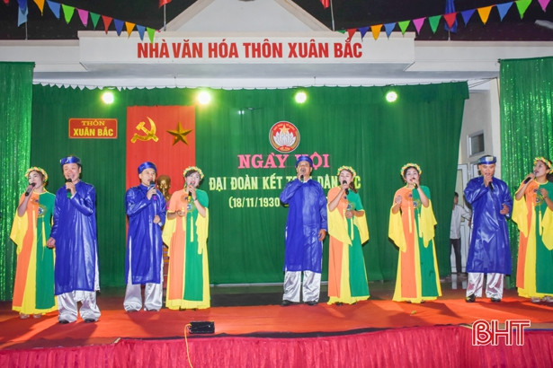 Tưng bừng ngày hội Đại đoàn kết toàn dân tộc ở thôn Xuân Bắc