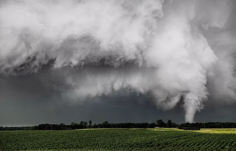 Người dành 40 năm săn đuổi những cơn lốc xoáy, siêu bão ảnh 6 Người dành 40 năm săn đuổi những cơn lốc xoáy, siêu bão