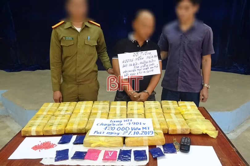 Trao thưởng cho lực lượng phá 2 chuyên án ma túy “khủng”