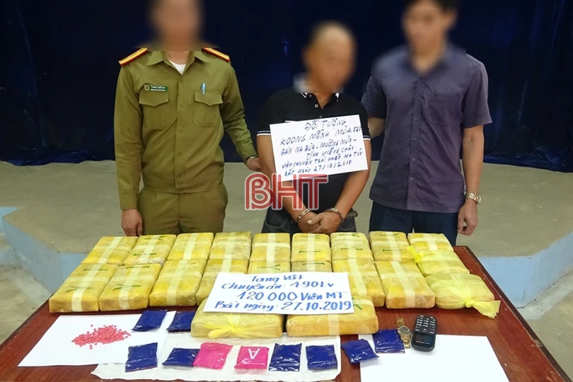 Trao thưởng cho lực lượng phá 2 chuyên án ma túy “khủng”