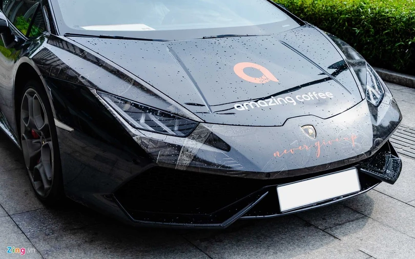 Lamborghini Huracan LP 610-4 chính hãng đầu tiên Việt Nam tái xuất