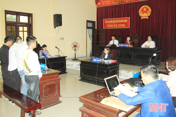“Chôm” két sắt nhà chùa, 4 “đạo chích” lĩnh án