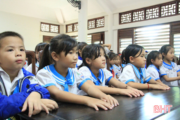 Học sinh, giáo viên Nghi Xuân thi đọc thuộc truyện Kiều