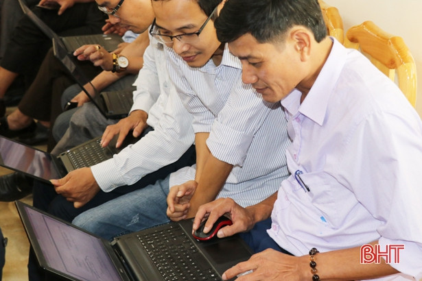 Phấn đấu 90% người dân Thạch Hà hiểu biết dịch vụ công trực tuyến