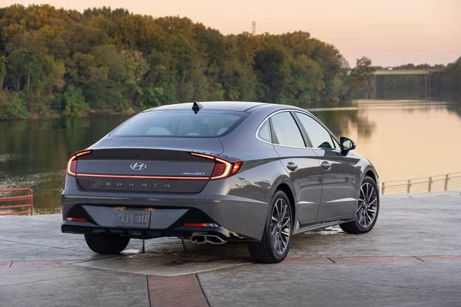 Hyundai Sonata 2020 đắt hơn bản cũ, thêm trang bị