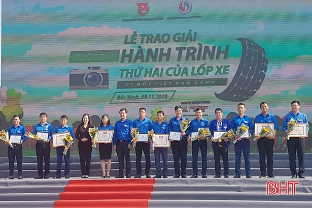 Đoàn xã Hương Thọ giành giải ba cuộc thi “Hành trình thứ hai của lốp xe”