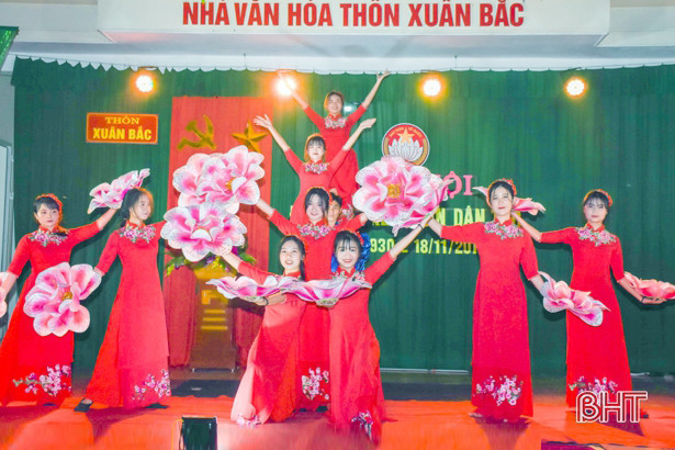 Tưng bừng ngày hội Đại đoàn kết toàn dân tộc ở thôn Xuân Bắc