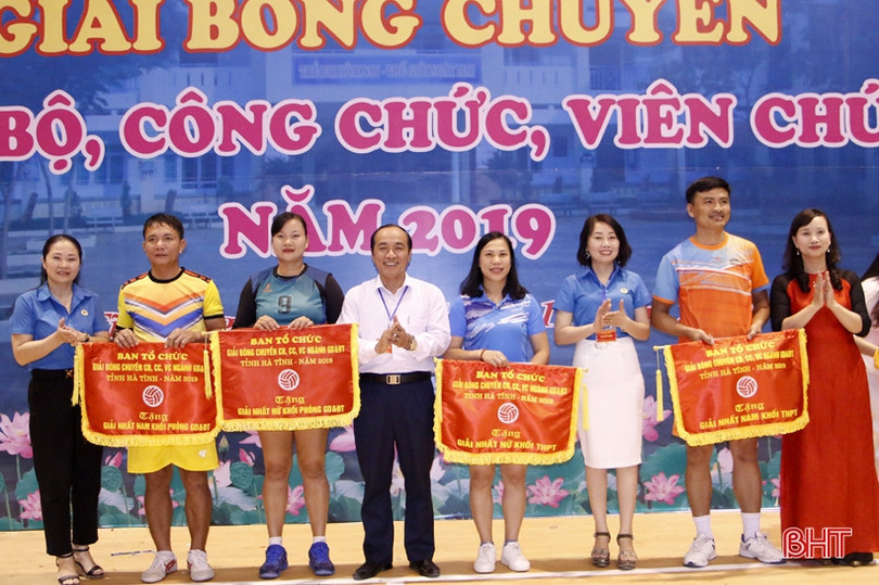 Ấn tượng Giải Bóng chuyền ngành GD&ĐT Hà Tĩnh năm 2019