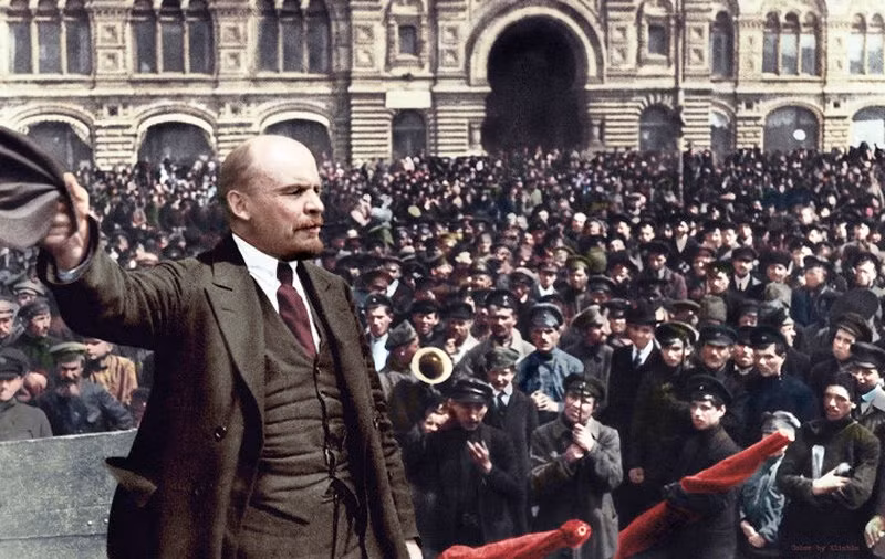 Cách mạng tháng Mười Nga - vầng dương sáng mãi