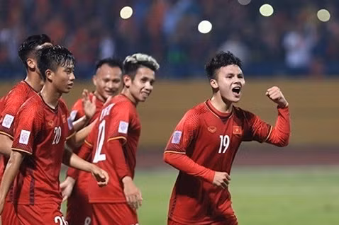 Quang Hải thắng tuyệt đối Chanathip ở giải Cầu thủ xuất sắc nhất Đông Nam Á