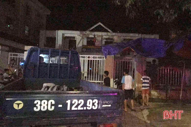 Nhân viên Trung tâm Cấp nước TX Kỳ Anh lái xe bỏ chạy khi công an yêu cầu dừng kiểm tra