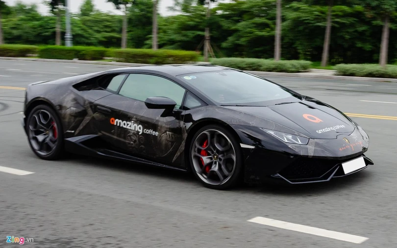 Lamborghini Huracan LP 610-4 chính hãng đầu tiên Việt Nam tái xuất