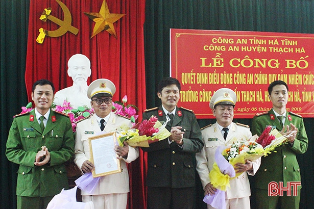 Thêm 4 công an chính quy về đảm nhiệm chức danh công an xã ở Thạch Hà
