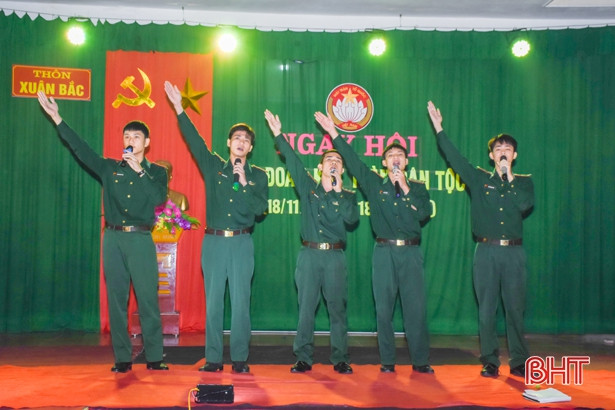 Tưng bừng ngày hội Đại đoàn kết toàn dân tộc ở thôn Xuân Bắc