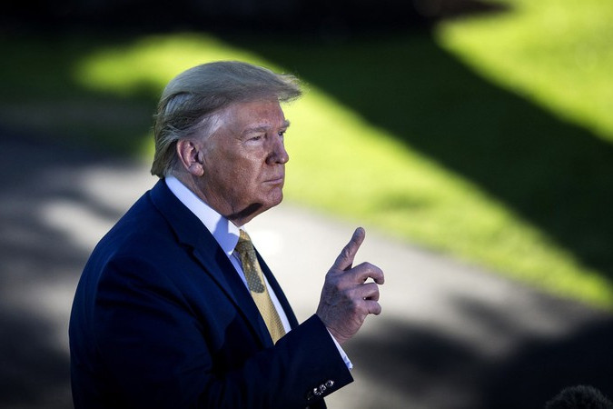 Thăm dò dư luận: 49% ủng hộ luận tội và bãi nhiệm Tổng thống Trump