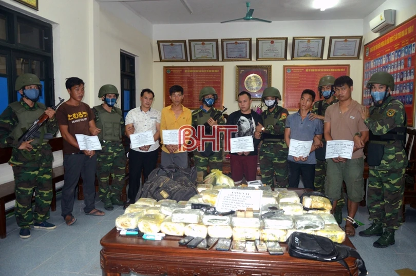 Trao thưởng cho lực lượng phá 2 chuyên án ma túy “khủng”