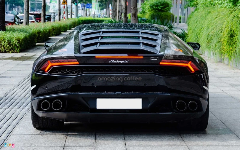 Lamborghini Huracan LP 610-4 chính hãng đầu tiên Việt Nam tái xuất