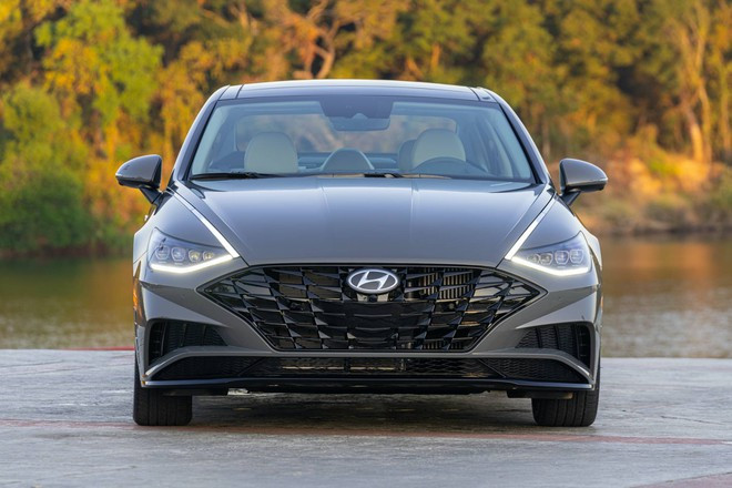 Hyundai Sonata 2020 đắt hơn bản cũ, thêm trang bị