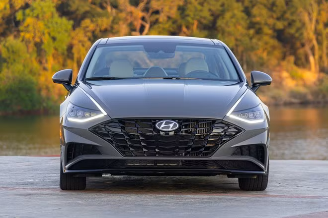 Hyundai Sonata 2020 đắt hơn bản cũ, thêm trang bị