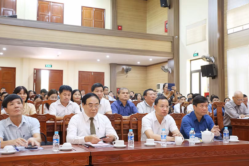 Tập huấn phòng chống tác hại của thuốc lá cho 200 cán bộ, nhân viên y tế