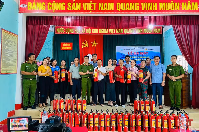 Xung kích trên mặt trận chống “giặc lửa”